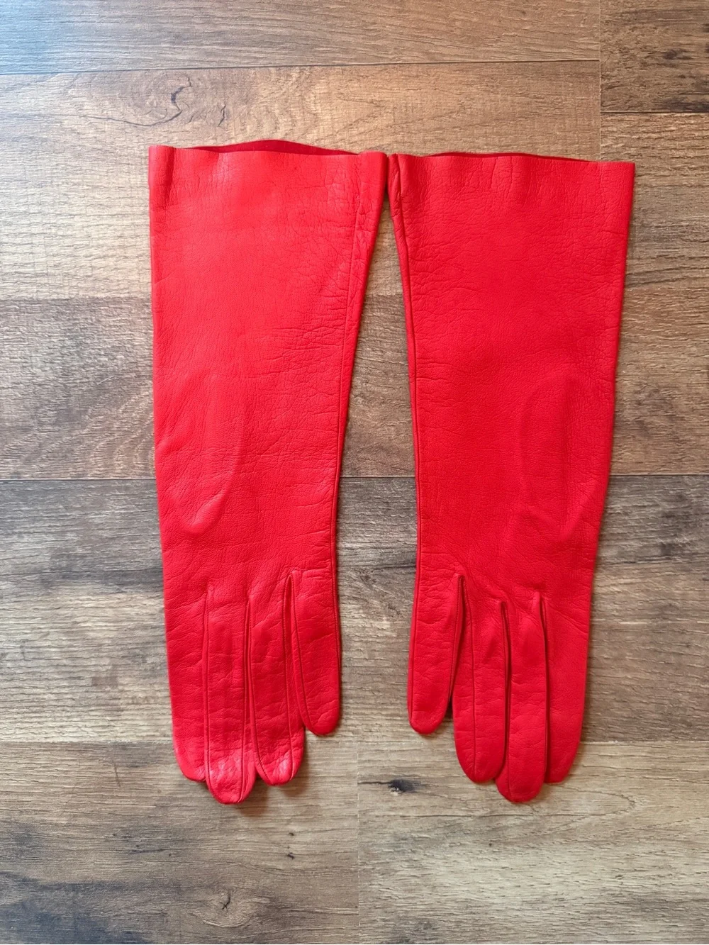 N/A classic red